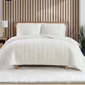 UGG®Coco Quilt Plush Blanket Full/Queen